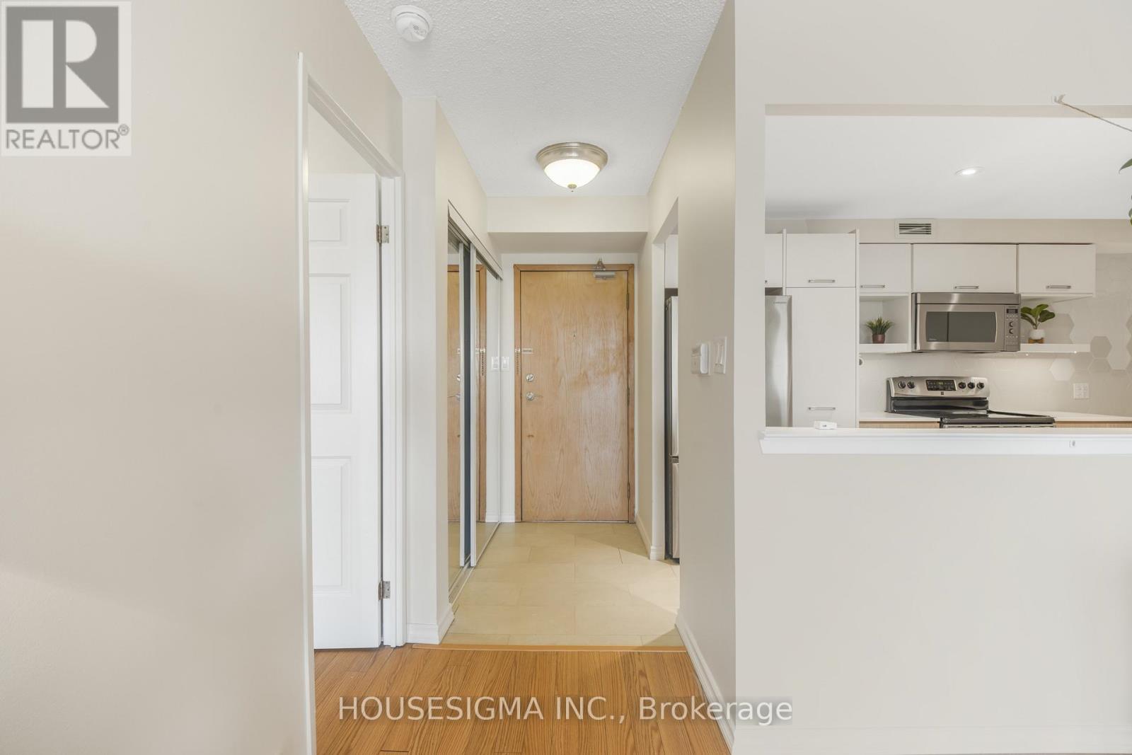 438 - 22 SOUTHPORT STREET