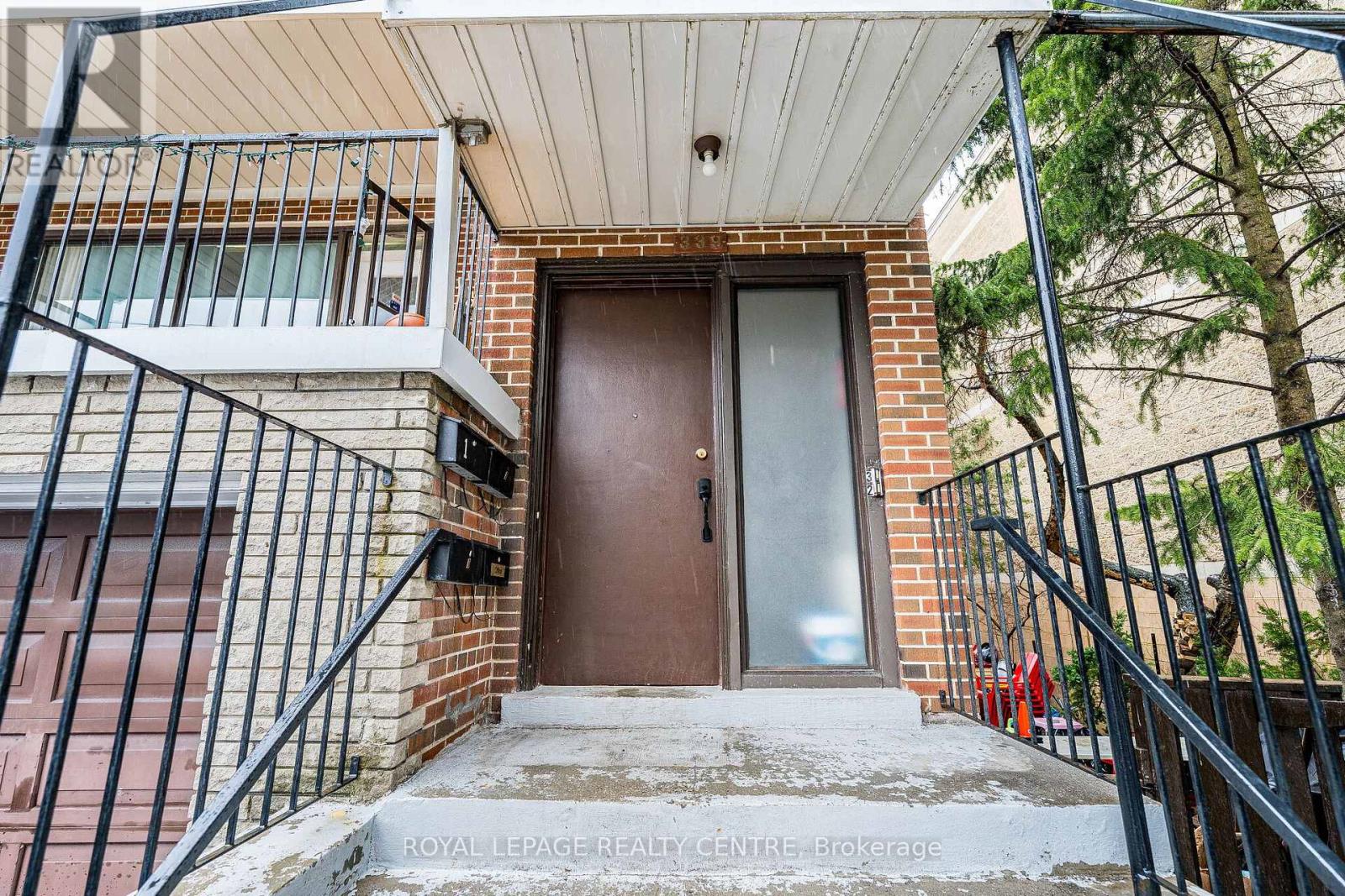 UNIT 3 - 339 SHEPPARD AVENUE E