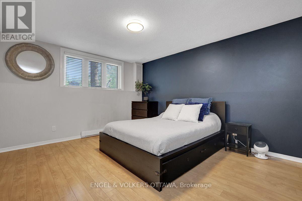 382 BRISTON PRIVATE