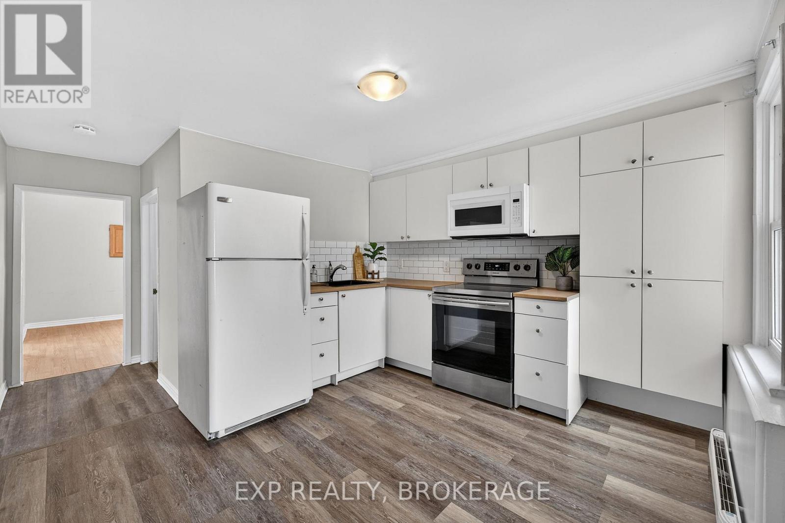 632 MACDONNELL STREET