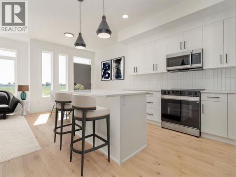 669 Blackwolf Boulevard N Lethbridge AB T1H7H7