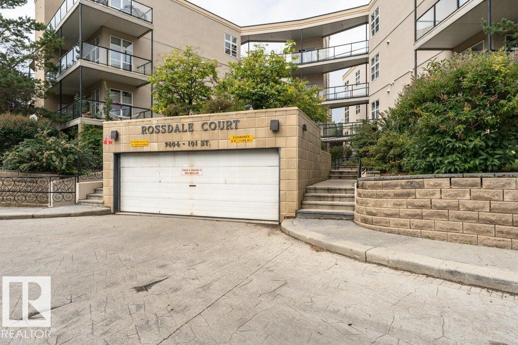 #418 9804 101 ST NW