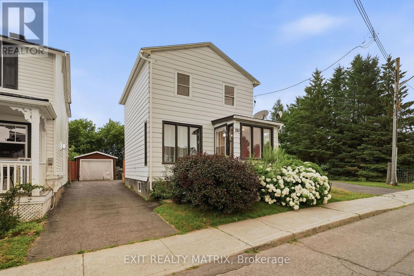 281 HIGGINSON STREET - Photo 3