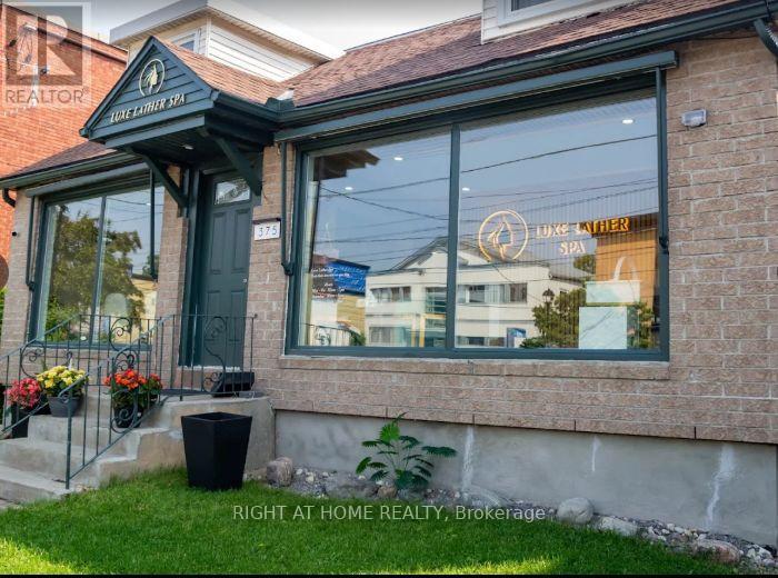 375 CHURCHILL AVENUE N