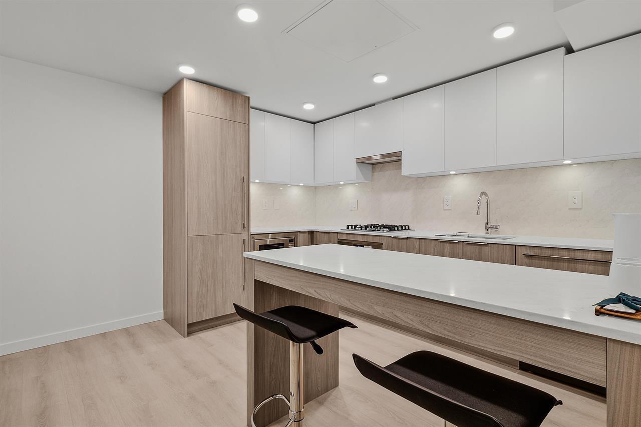 701 10333 133 STREET