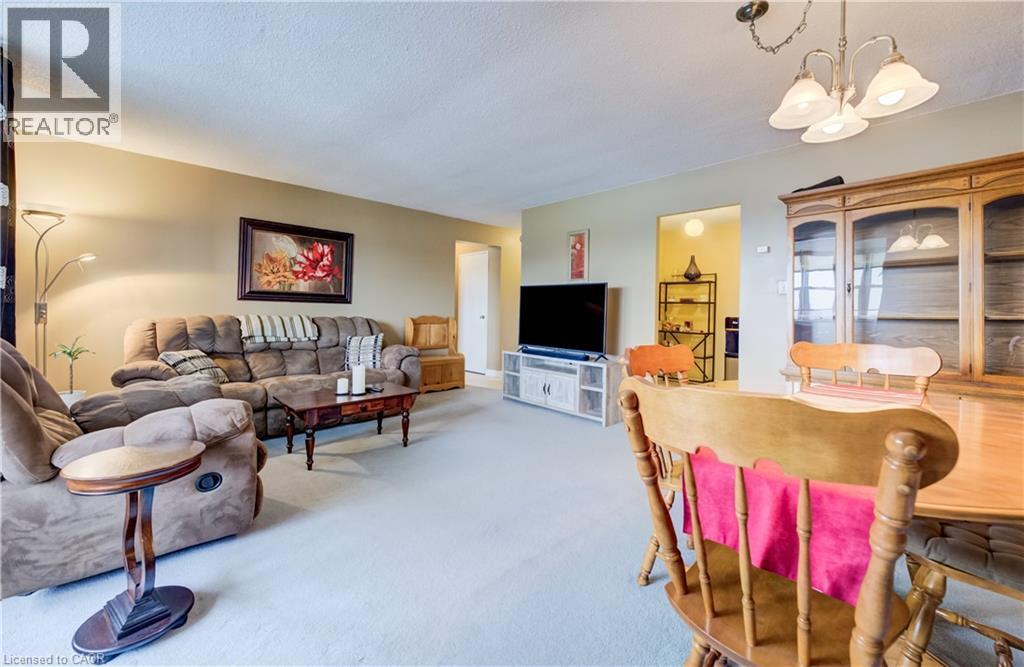 225 HARVARD Place Unit# 911