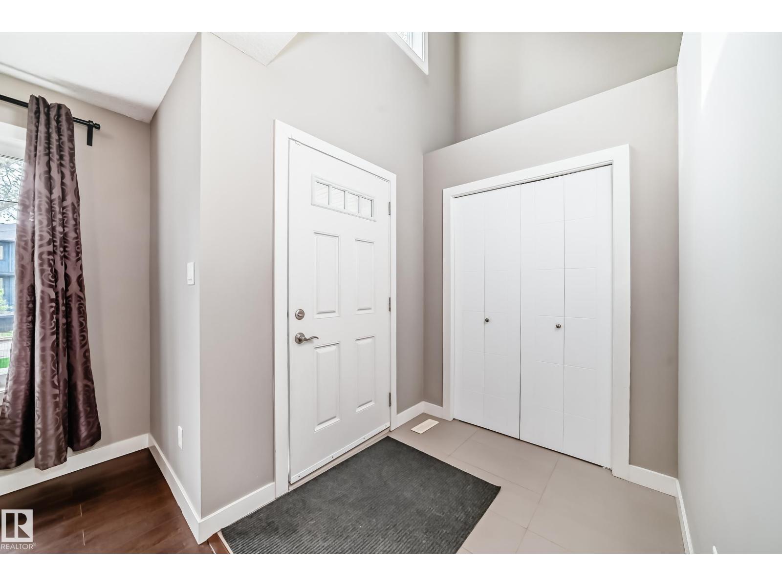 12118 125 ST NW