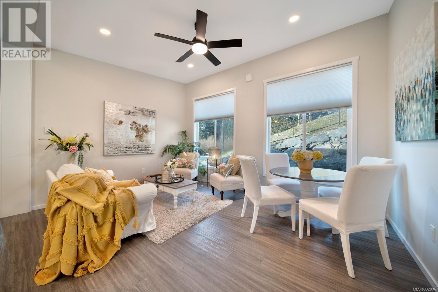 100 3499 Henry Rd