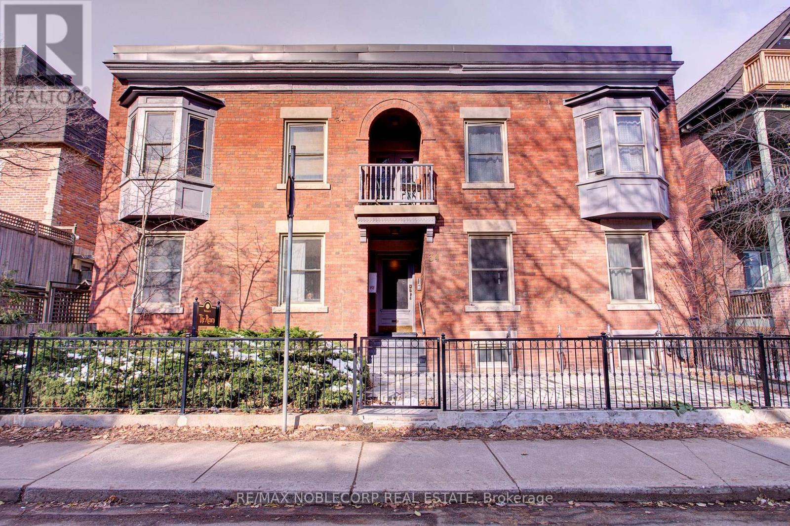 34 WINCHESTER STREET