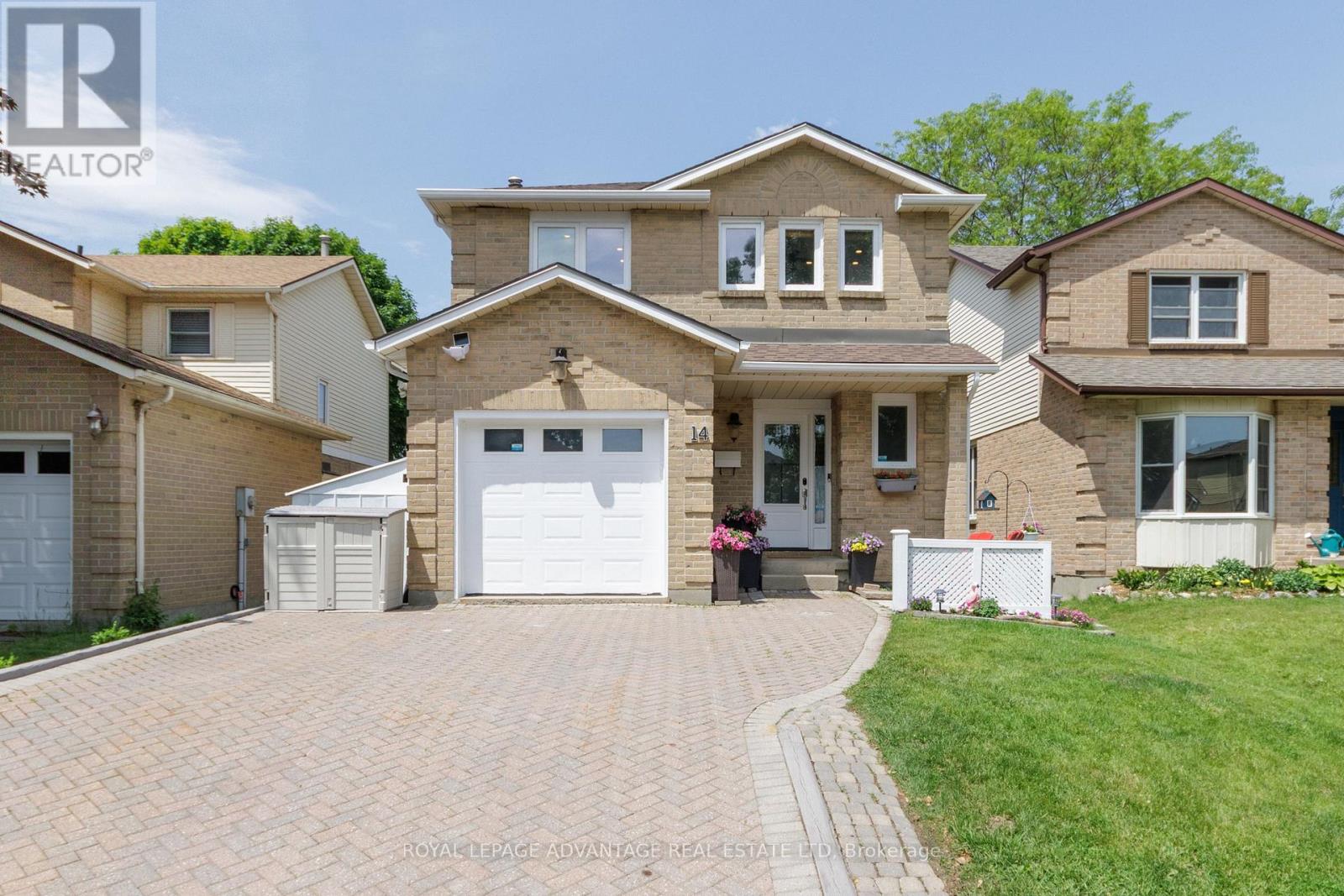 Photo 1 of 33 — 14 ROSE ABBEY DRIVE, Kingston (Kingston East (Incl Barret Crt)), ON K7K6W1