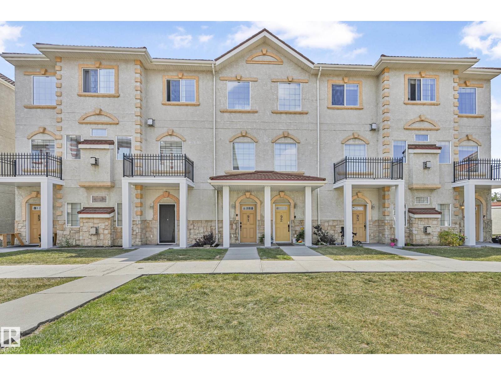 #91 13825 155 AVE NW