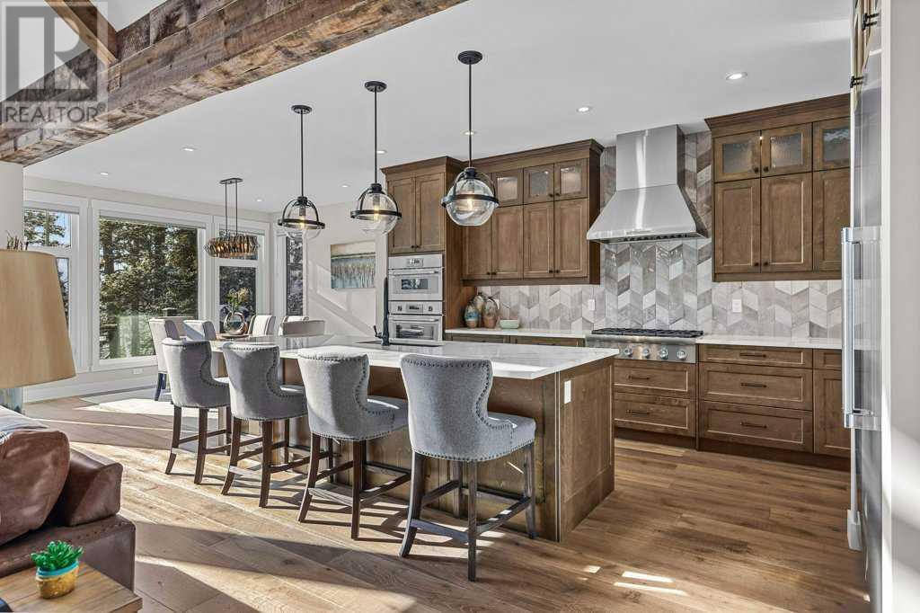 137 Silvertip Ridge