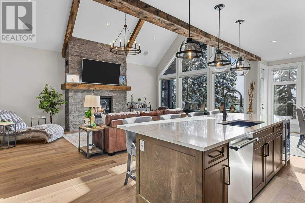 137 Silvertip Ridge