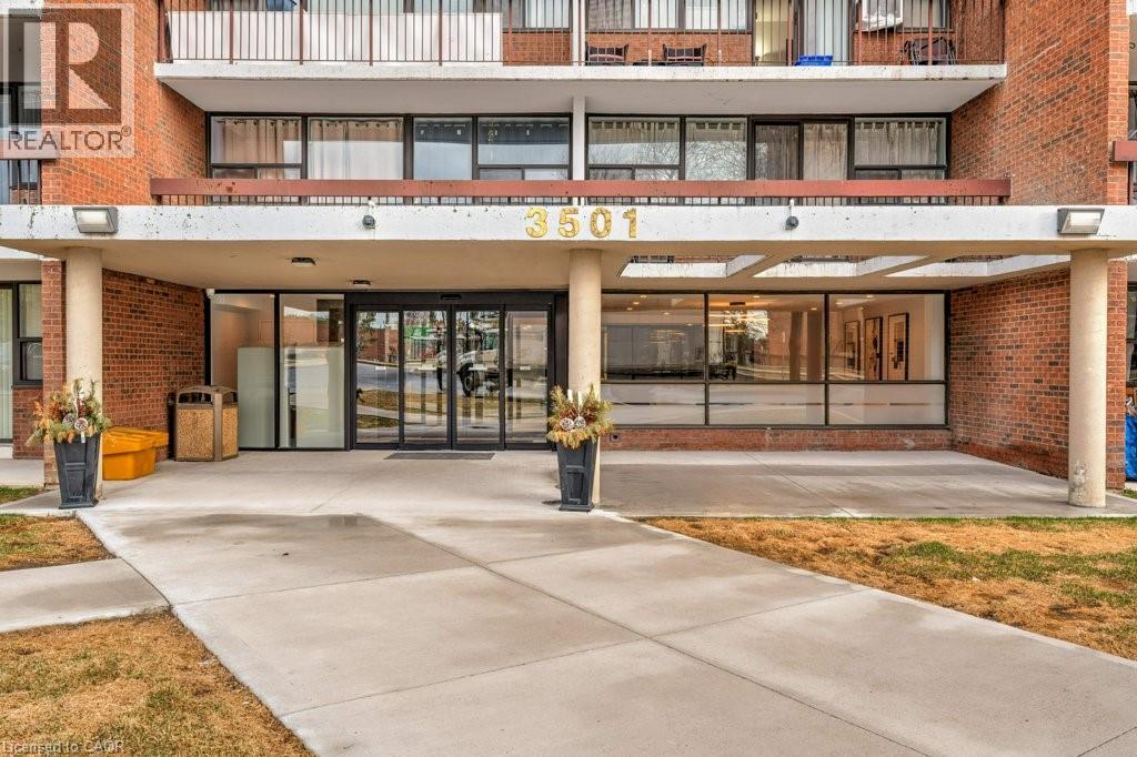 3501 GLEN ERIN Drive Unit# 1009