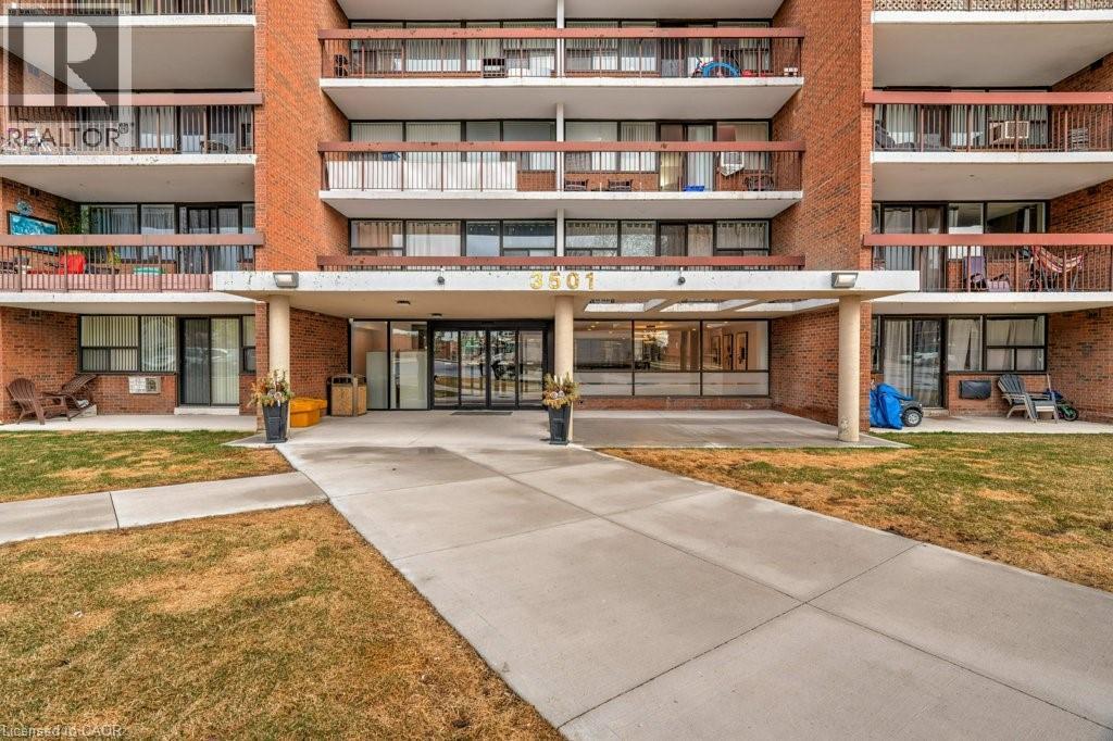 3501 GLEN ERIN Drive Unit# 1009