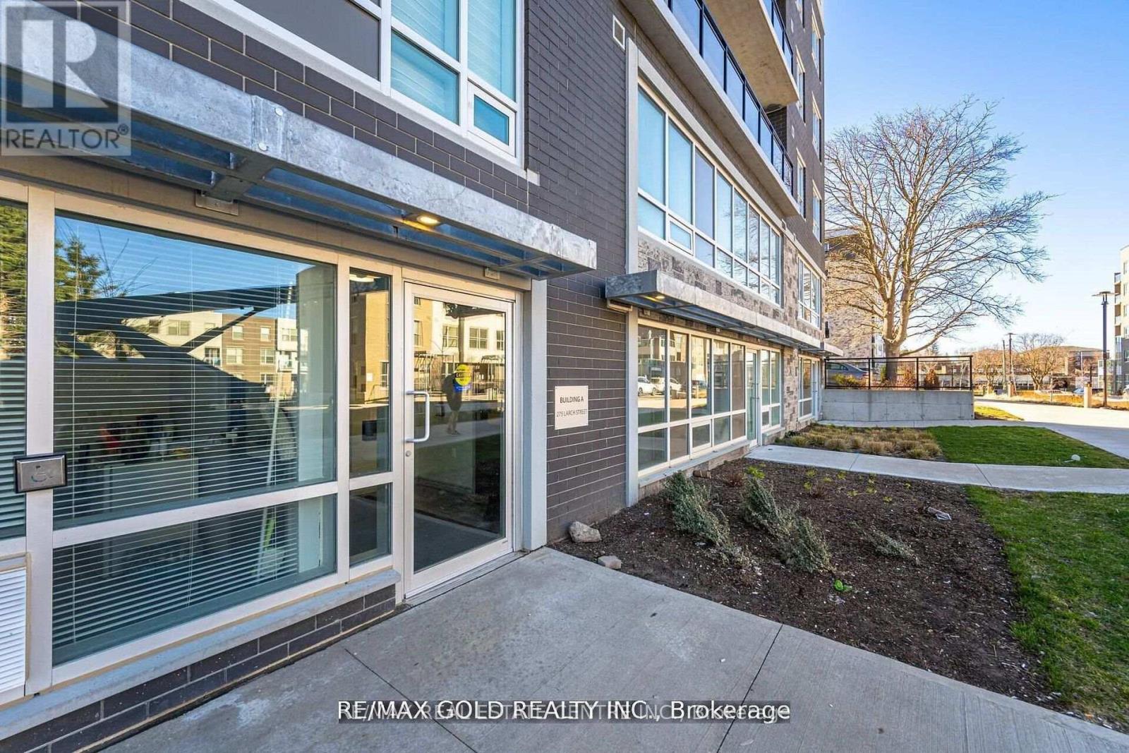 111 - 275F LARCH STREET
