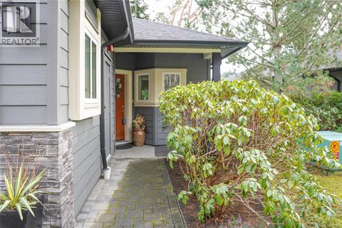 7 2319 Chilco Rd View Royal BC V9B6S7