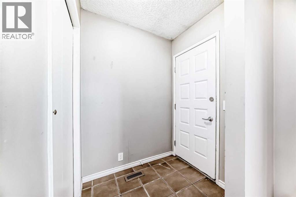 47 Templemont Drive NE