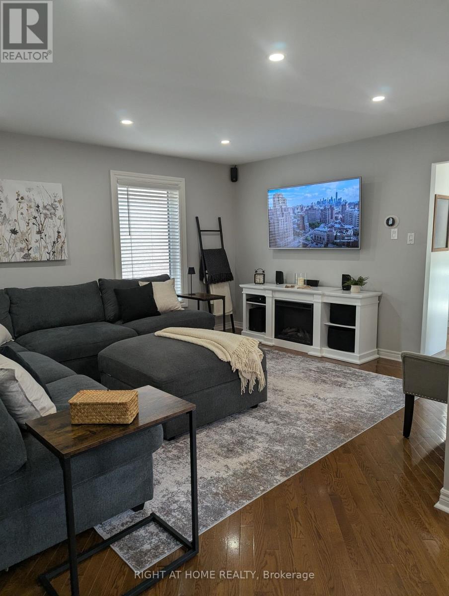 12 FRUSTAC TRAIL