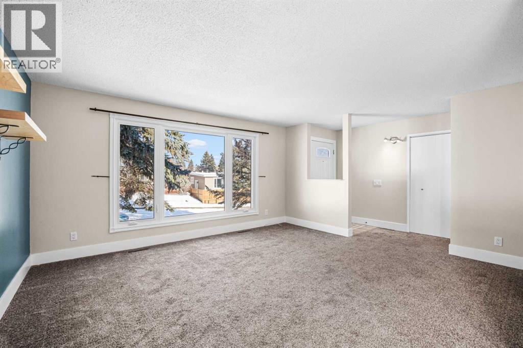 1007 Hunterston Place NW