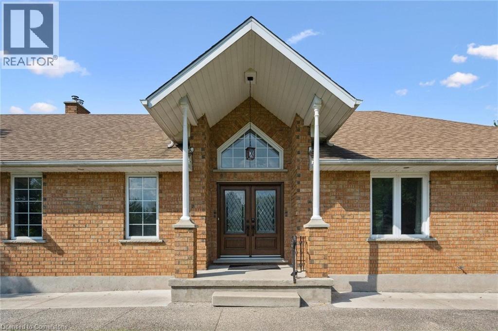 5044 WHITELAW Road