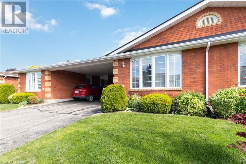 20 COURTLAND Drive Unit# 8
