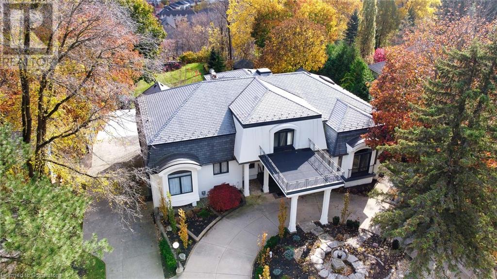 34 MAPLE Avenue