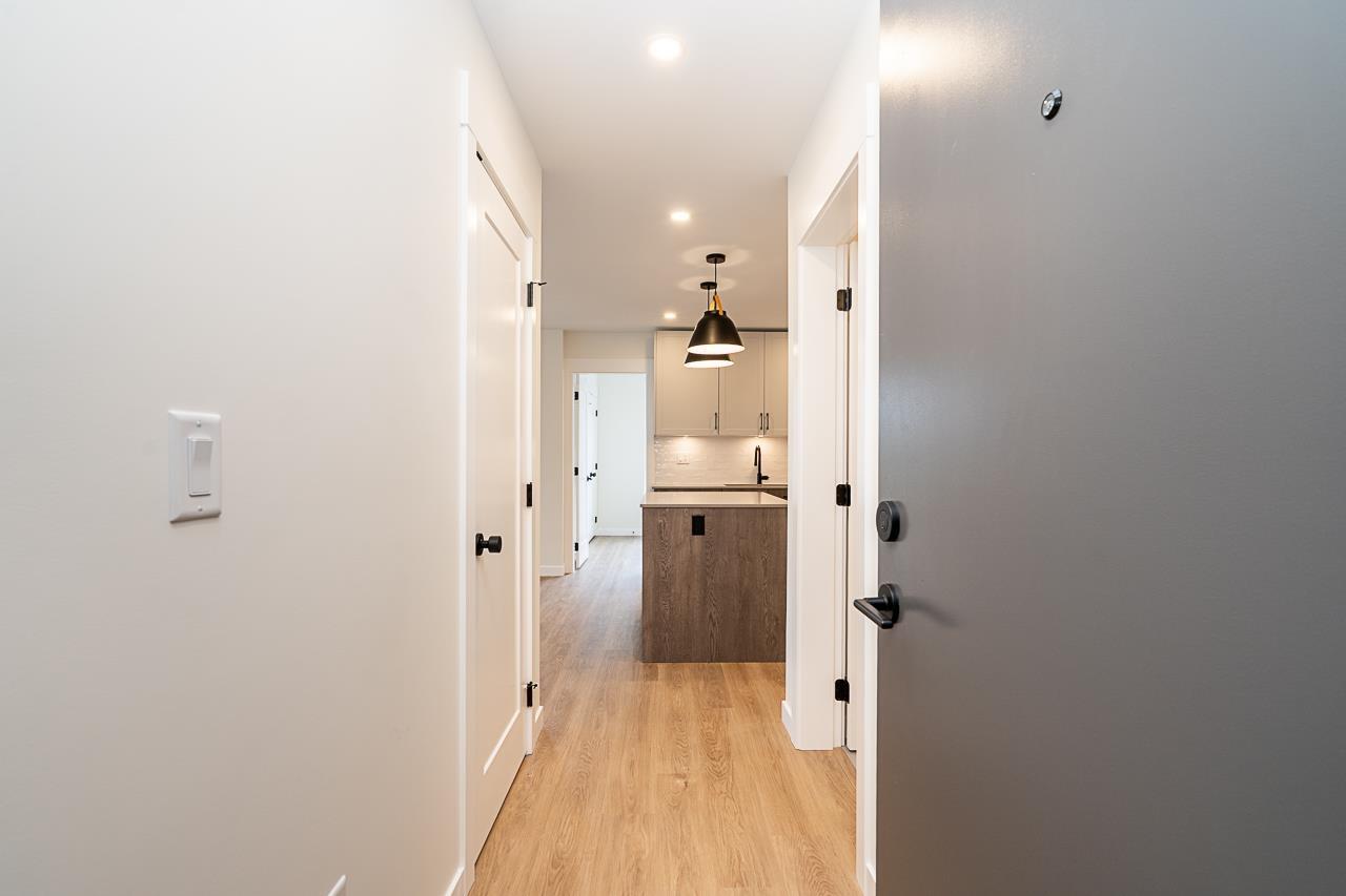 516 27218 ALDERGROVE TOWN CENTER DRIVE