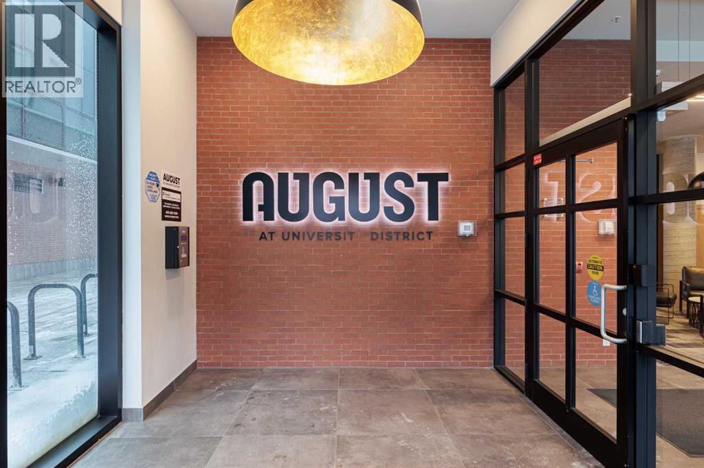 418, 4138 University Avenue NW