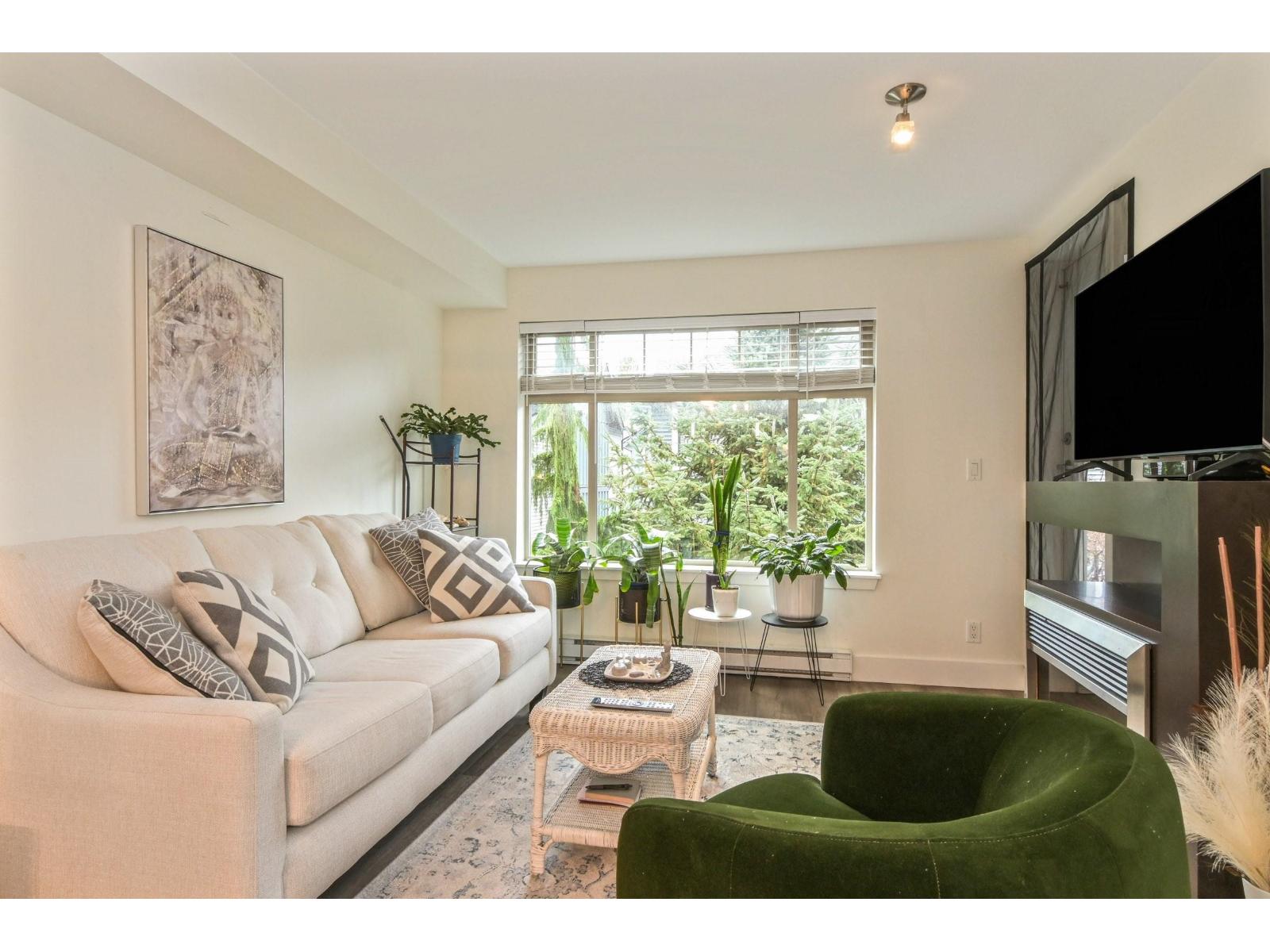 314 2233 MCKENZIE ROAD