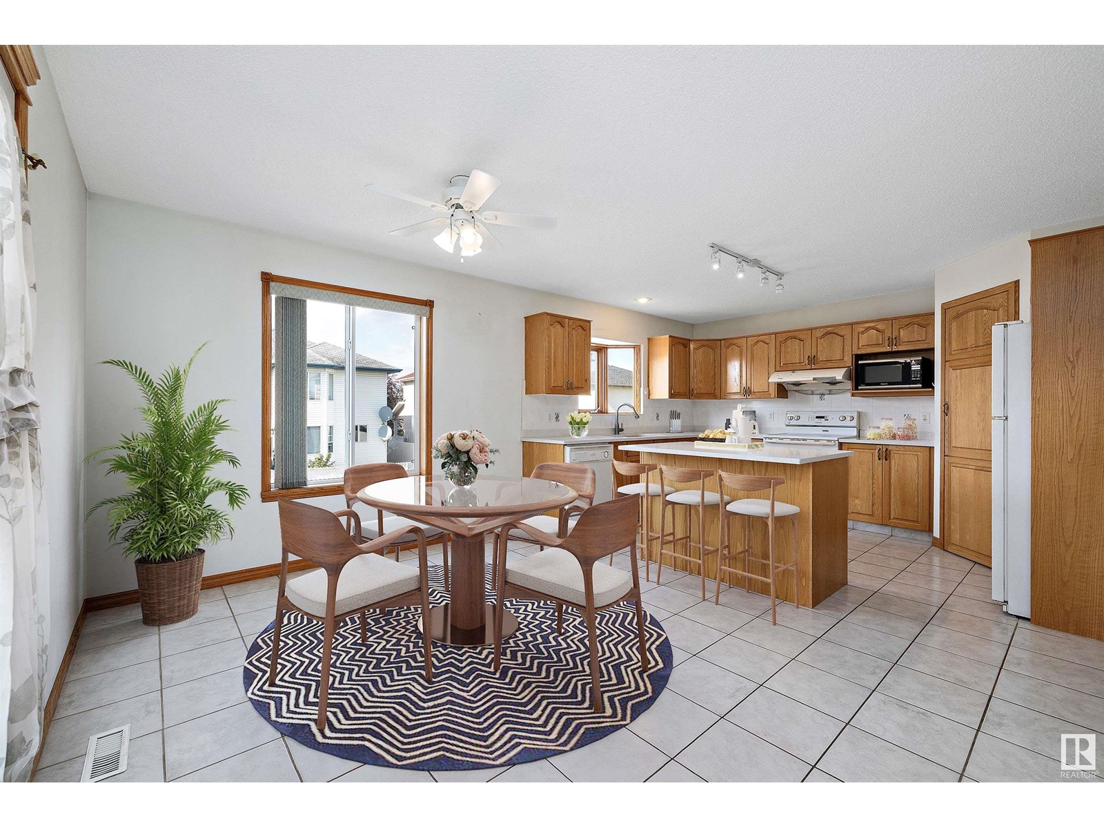16053 84 ST NW
