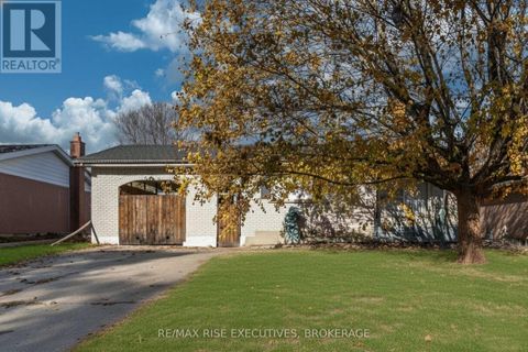 802 HAVERHILL DRIVE Kingston (City SouthWest) ON K7M4V2