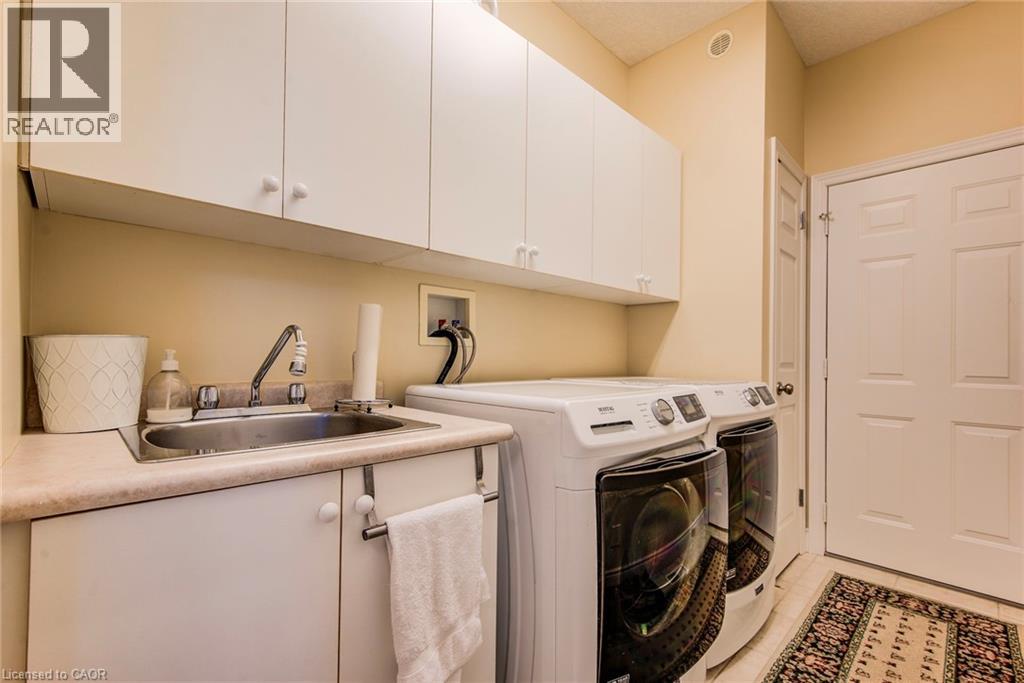 44 LASCHINGER Boulevard