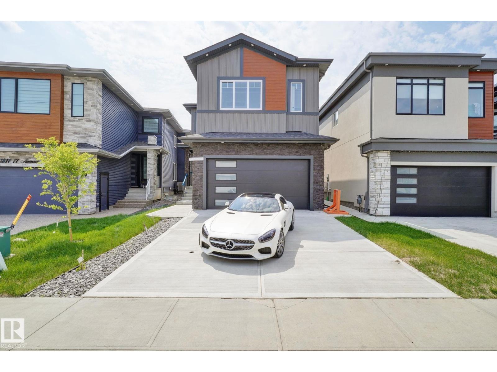 1815 17 AV NW