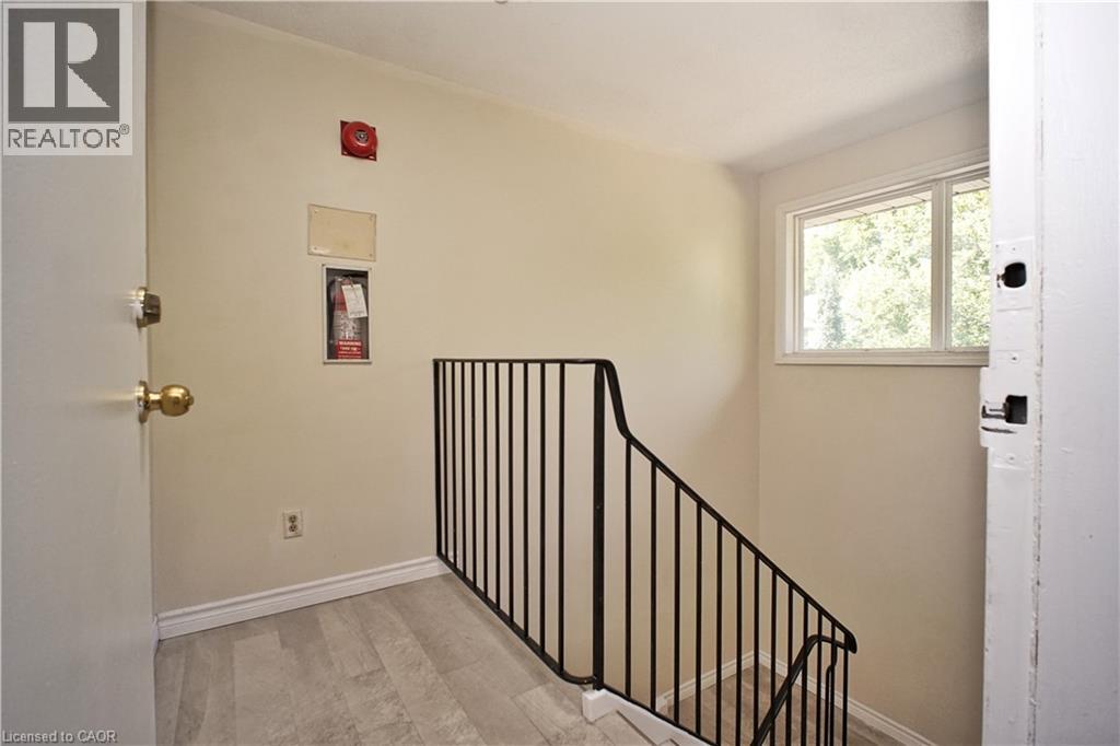 119 CEDAR Street S Unit# 14