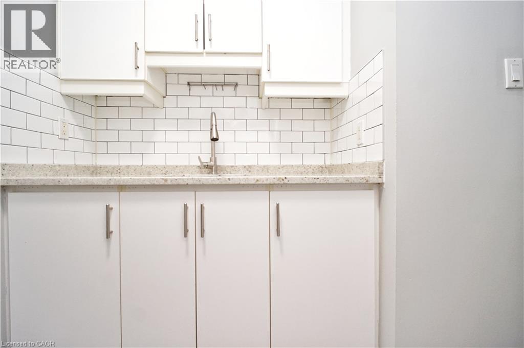 119 CEDAR Street S Unit# 14