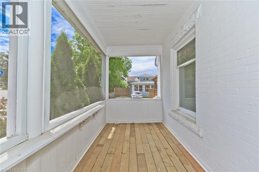 4743 RYERSON Crescent