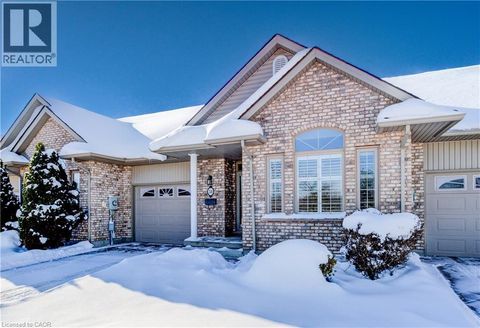 34 LIVINGSTON Boulevard Unit# 15 Baden ON N3A4M7