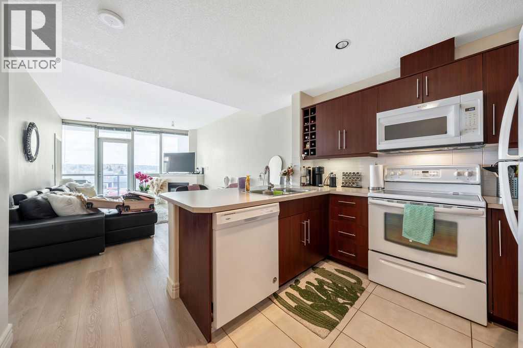 506, 55 Spruce Place SW