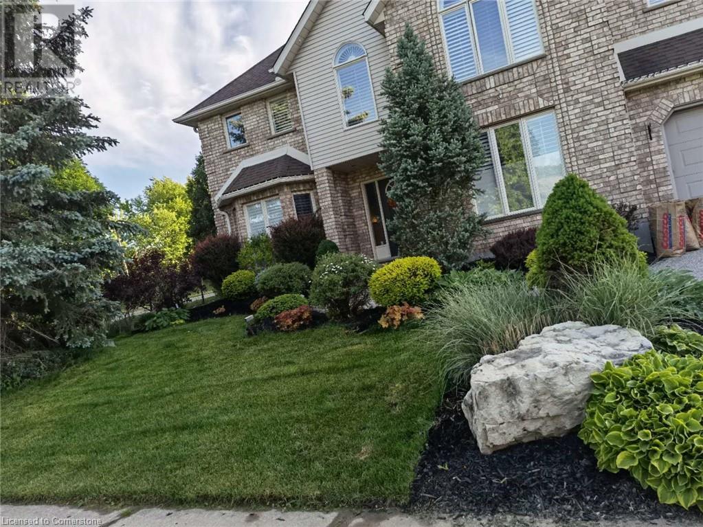 525 LEIGHLAND Drive