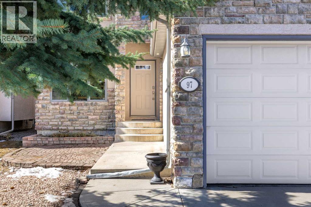 97 Strathridge Close SW