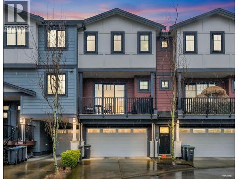 3 188 WOOD STREET New Westminster BC V3M0H6