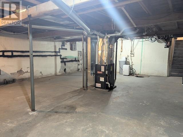 49 Bay ST