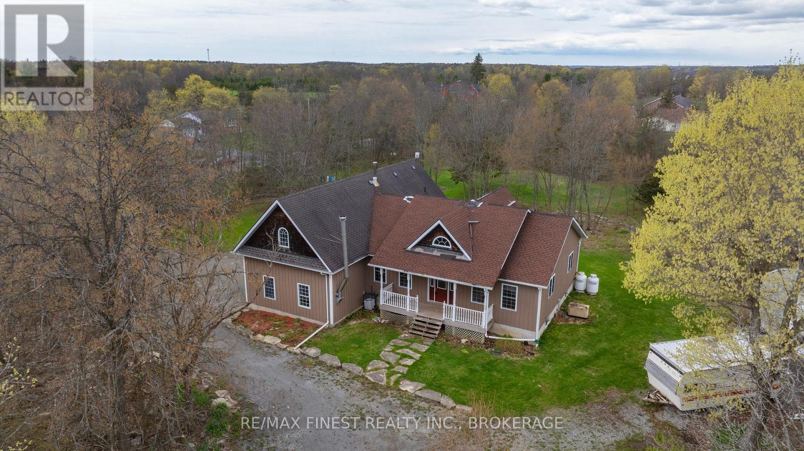 2926 LAKE ROAD