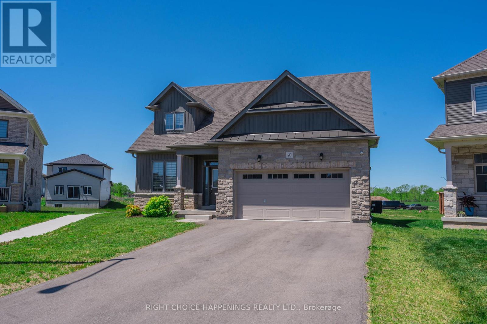 70 ORIOLE CRESCENT