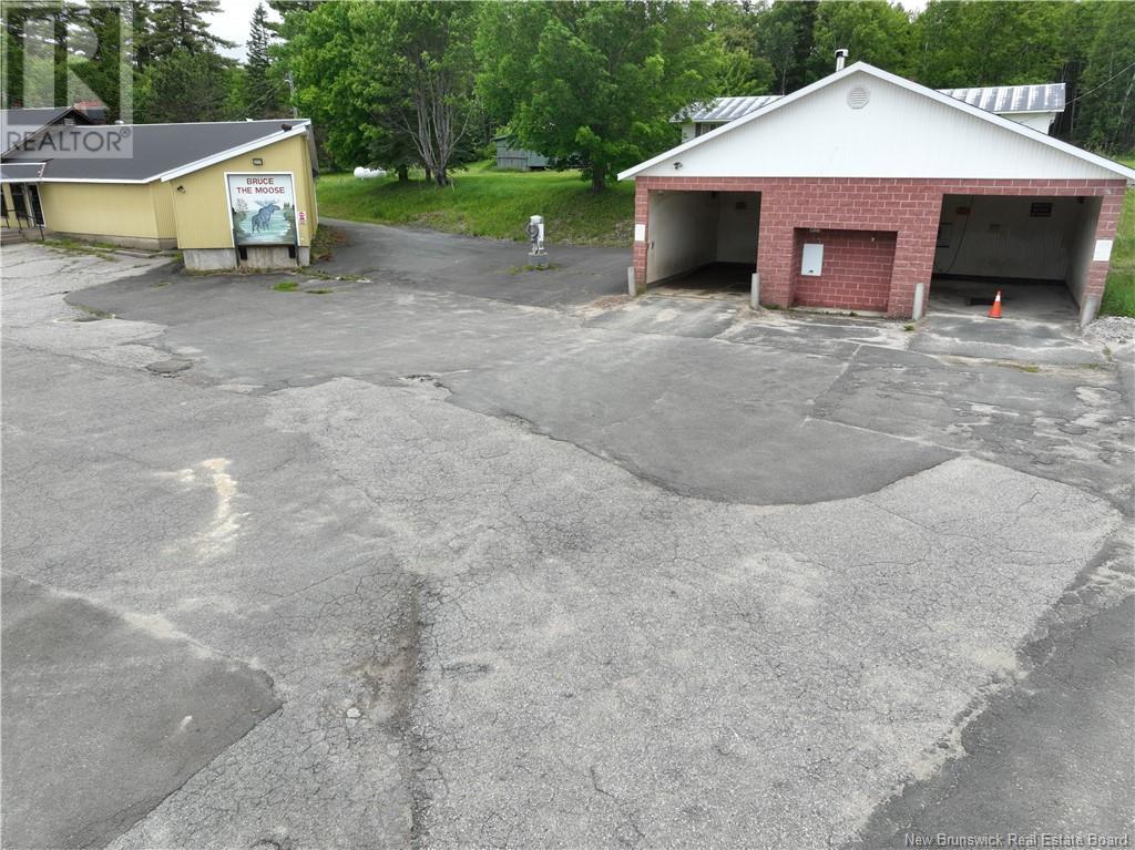593 Main Street - Photo 4