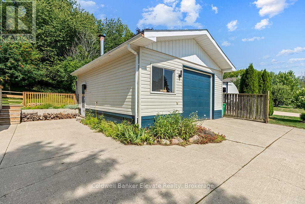 150 MACINTOSH DRIVE