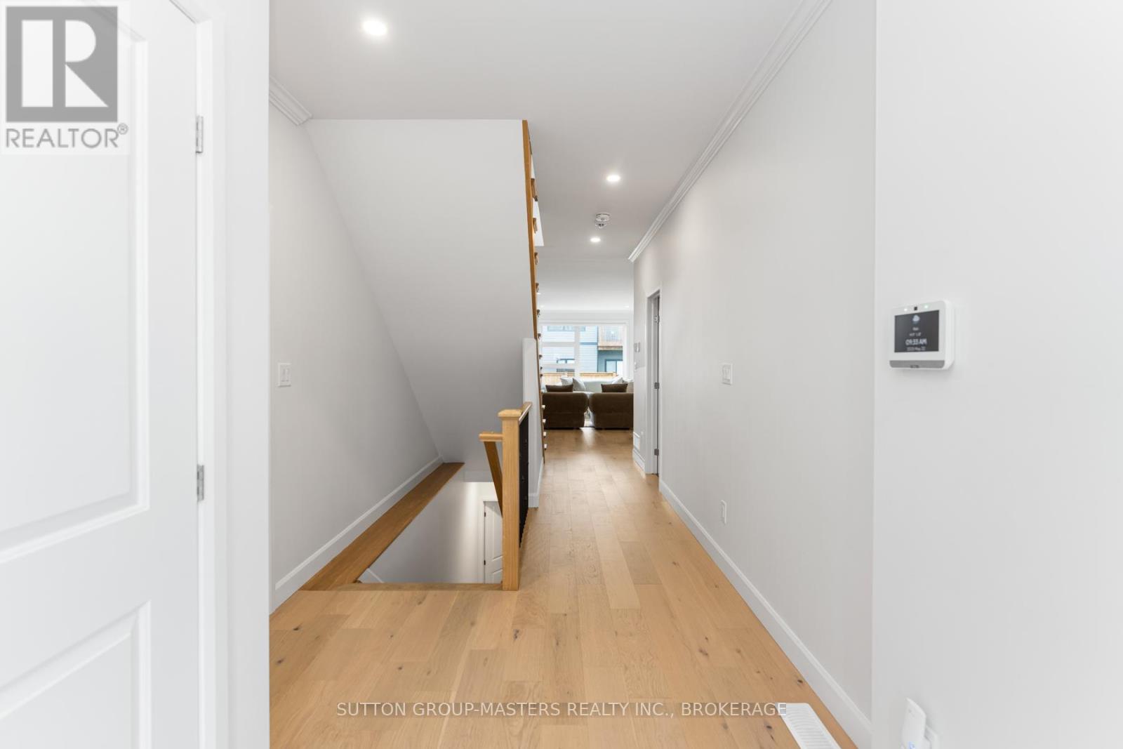 11 WALDEN POND DRIVE