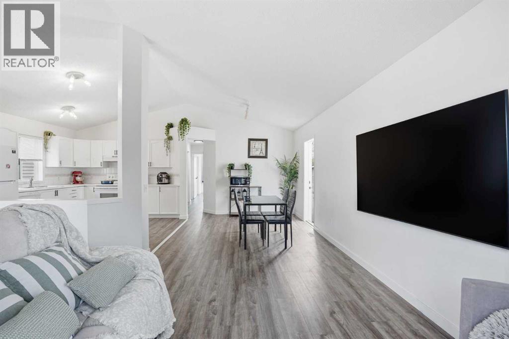 113 Mt Lorette Place SE