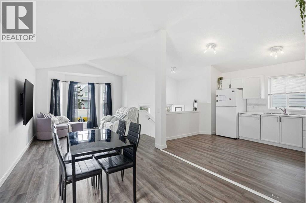 113 Mt Lorette Place SE